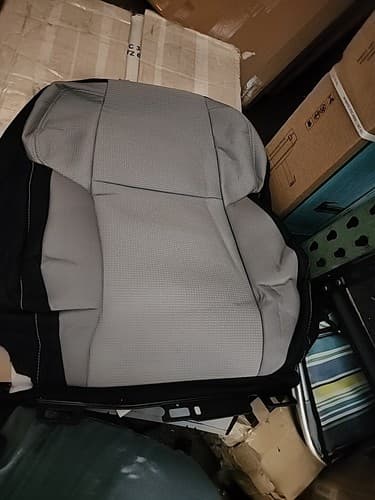 2013 Toyota Rav4 OEM New Take Off Seat Covers BLACk gray CLOTH - Image 1