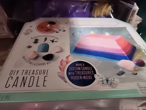 Bright Stripes diy candle making kit for kids - Thumbnail 2