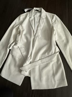 Armani Exchange Women’s White Blazer Size 4 - Image 1