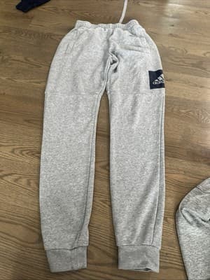 Adidas Sweatpants Mens Small Grey Originals Jogger Box Logo Pocket Essentials - Image 1