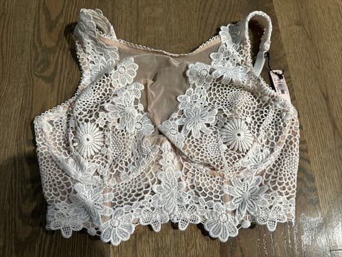 Victoria's Secret Bralette Racerback Lace Unlined Bra Size 34D - Image 1