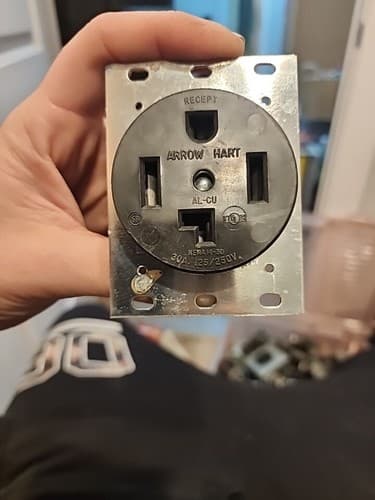 ARROW HART AL-CO NEMA 14-30 30A 125/250V - Image 1