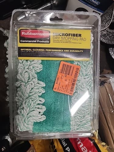 Rubbermaid Commercial Fgq40820gr00 18 In L Dust Mop, Hook-And-Loop Connection, - Image 1