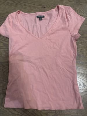 Wild Fable Women Basic T-Shirt V-Neck Short Sleeve Solids Fitted Pink Size M - Image 1