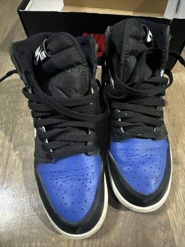 Size 4.5Y- Air Jordan 1 Retro High Royal Toe (575441-041) - Thumbnail 2