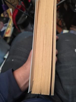 Zen and the Art of Motorcycle Maintenance : An Inquiry into Values by Robert M. - Thumbnail 2