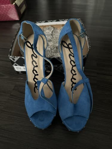 Karma Blue Open Toe Pump Heels Women’s size 9 - Image 1