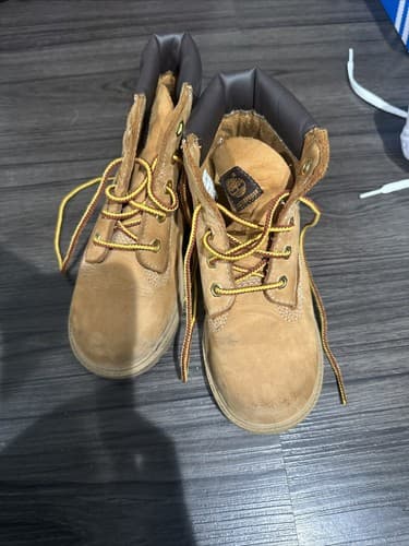 toddler timberland boots size 11 - Image 1