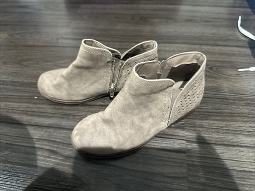 Girl Mia Girl Side Zip Brown Casual Ankle Boots Booties Girls Size 12 - Image 1