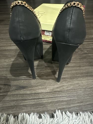 Women’s Glaze SHOES PLATFORM PUMPS Black With Gold Chain Size 9 - Thumbnail 4