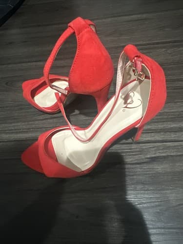 Women’s red pointed Open toe heels Size 6.5 - Thumbnail 2