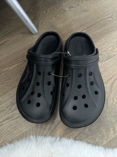 Black Slip On Shoes Size 7 Unisex New - Image 1