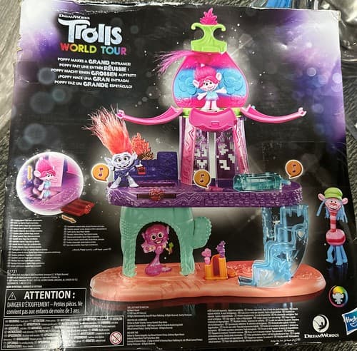 DreamWorks Trolls World Tour Blooming Pod Stage Musical Toy Plays 3 Songs - Thumbnail 2