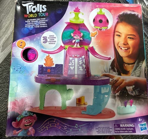DreamWorks Trolls World Tour Blooming Pod Stage Musical Toy Plays 3 Songs - Image 1