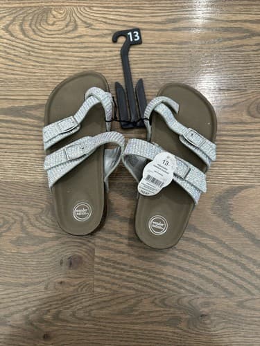 WONDER NATION GIRLS SANDALS SHOES SIZE 13 SILVER SPARKLE DESIGN BUCKLE STRAP - Image 1