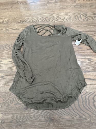 Charlotte Russe Women's Long Sleeve Shirt Medium - Image 1