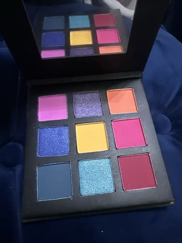 MAKEUP DEPOT Neon Addict Palette - Thumbnail 2