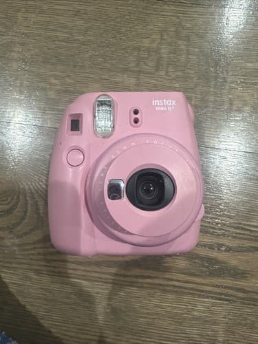 Fujifilm Instax Mini 8+ Instant Camera Pink - Come With A Case Bag - Image 1