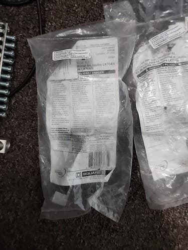 SQUARE D LK70AN Neutral Lug Kit,70A 1D421 (2-Pack) - Image 1