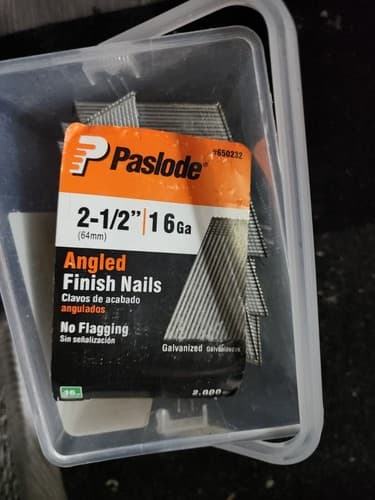 Paslode Finish Nailer Angled Nails Galvanized Nail 2 1/2" x 16 Gauge 2000 Box - Thumbnail 3