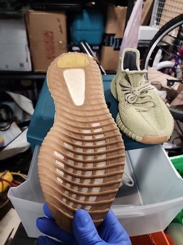 Yeezy 350 v2 "SULFUR" 2020 - Size 10.5 FY5346 (8487-5) - Thumbnail 3