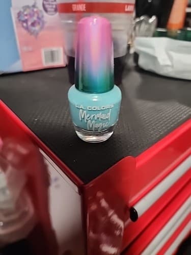 L.A. COLORS MERMAID IRIDESCENT NAIL POLISH / SEA LIFE 0.44 FL Oz - Image 1