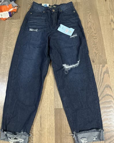 AQ Jeans Women's 13 Blue High-Rise Style AF12633 - Image 1