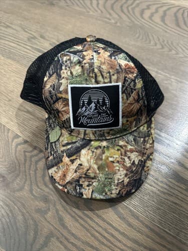 Explore The Mountains adjustable Hat Summer Shade