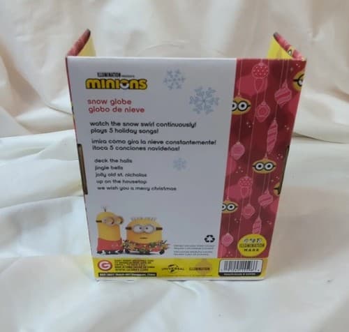 NEW Musical Plastic SNOW GLOBE - Despicable Me MINIONS Christmas Music - Thumbnail 2