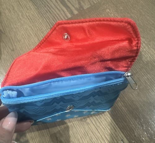 Wonder Woman DC Comics Small Wallet Bag - Thumbnail 2