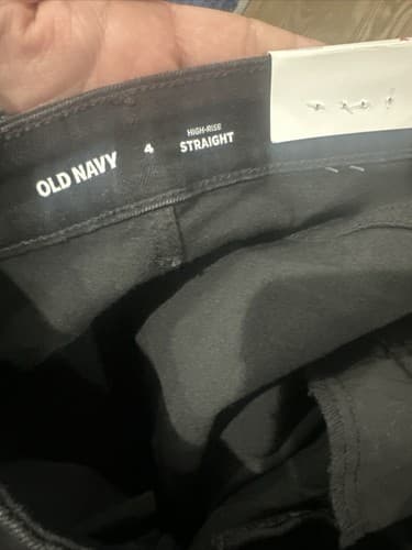 Old Navy Women's High-Rise Black Straight Jeans Size 4 (small) - Thumbnail 2