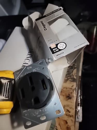 Legrand Flush Outlet 50-Amp 125-Volt/250-Volt 3894CC6