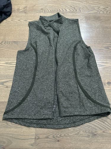 Under Armour Sonic Athletic Vest Size L - Image 1