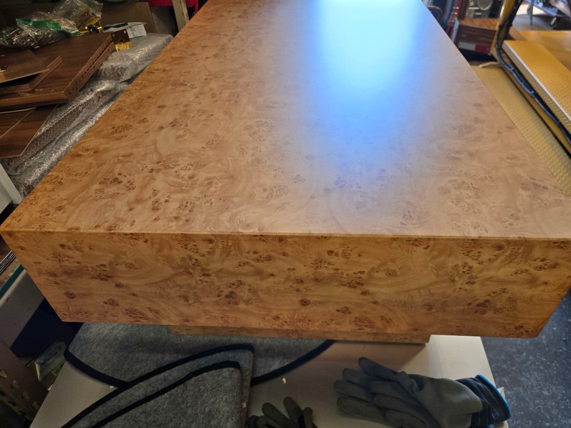 Faux burl coffee table - Thumbnail 3