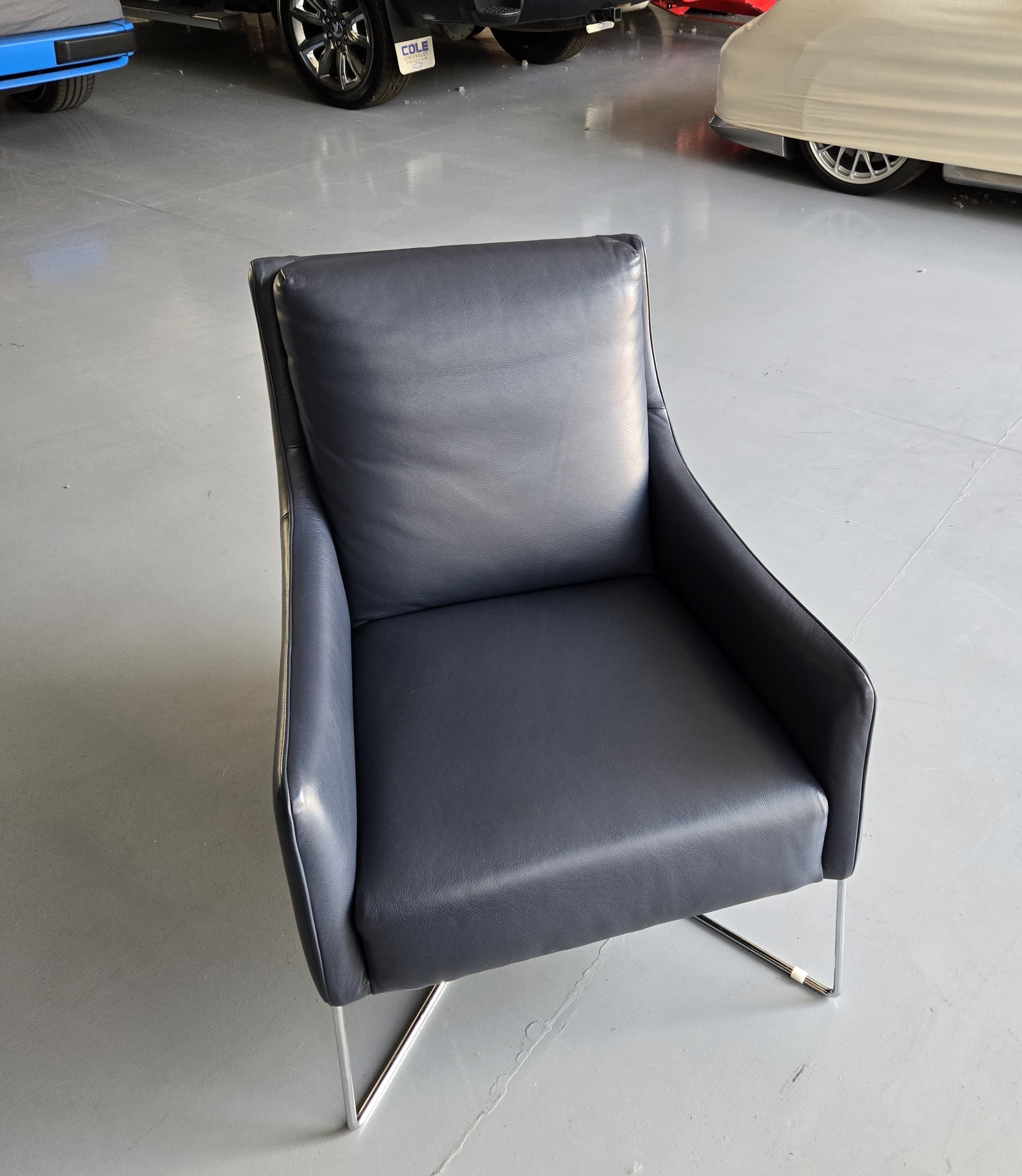 Natuzzi Editions Regina Armchair (CT15), Dark Blue Leather, Chrome base - Thumbnail 2
