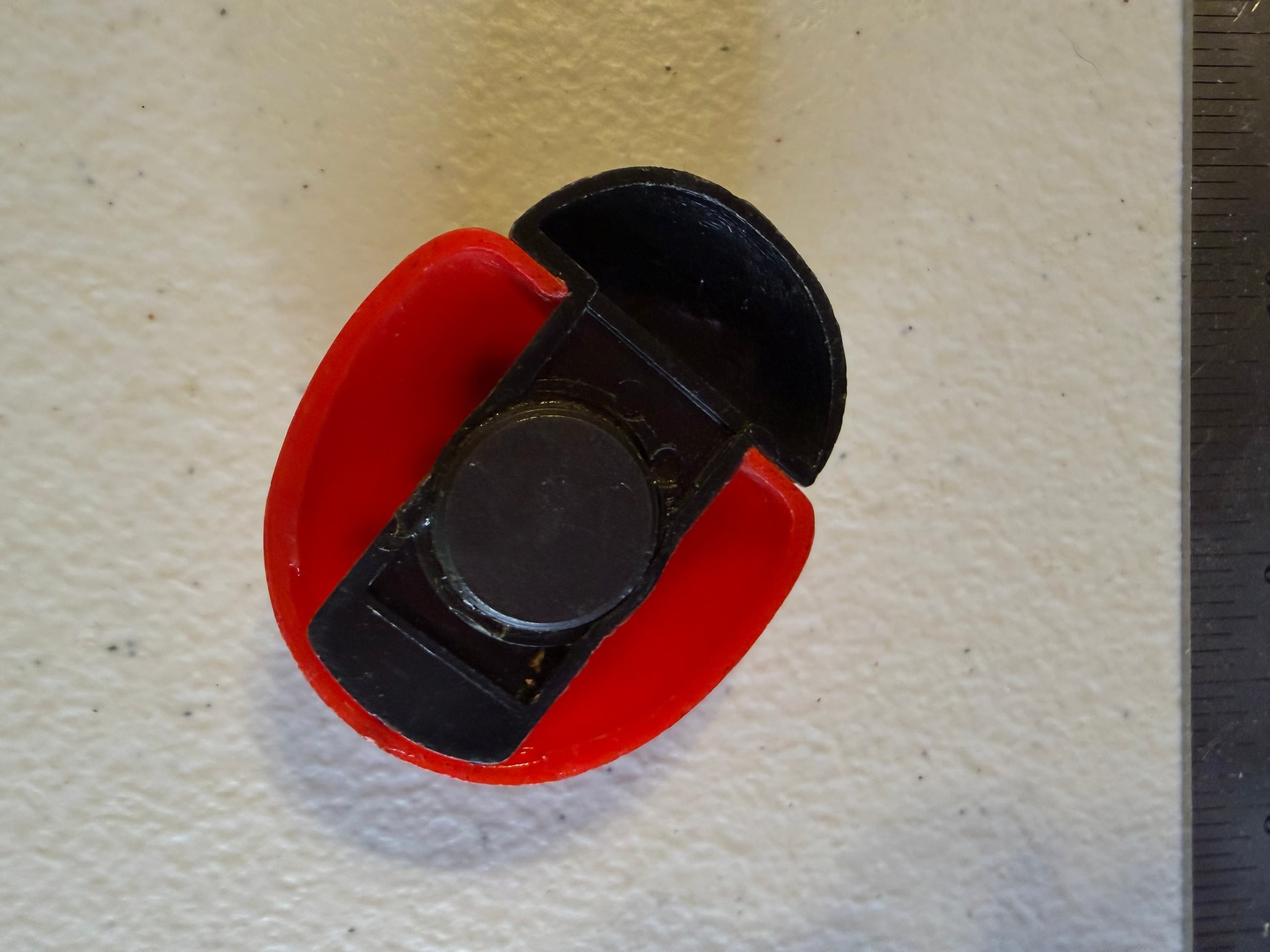 Vintage Ladybug Magnet Memo Clip Holder Plastic Red Black 70s 80s Kitsch Kitchen - Thumbnail 3