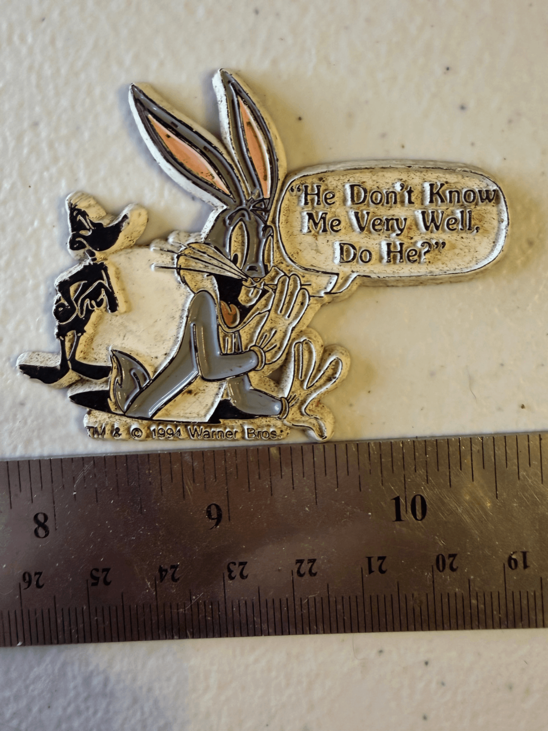 Vintage 1994 Bugs Bunny Daffy Duck Magnet Looney Tunes Warner Bros He Don't Know - Image 1