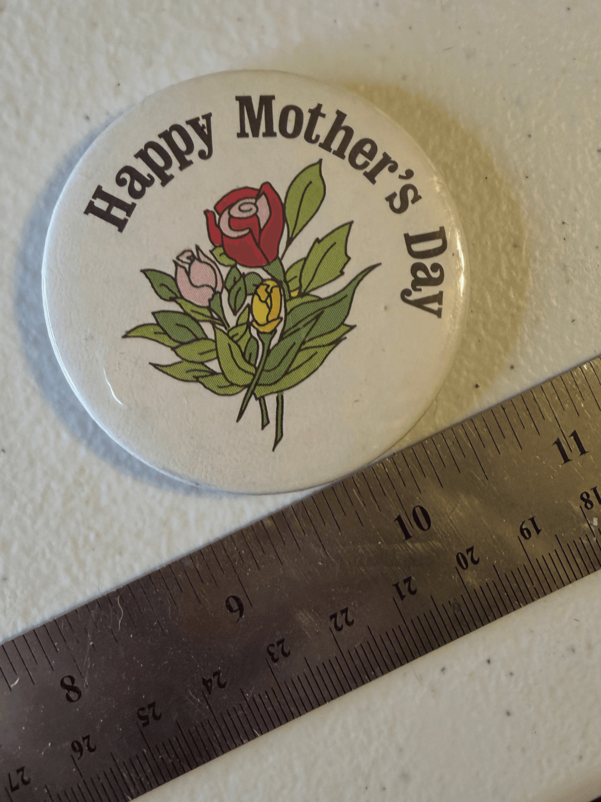 Happy Mother's Day Button with Floral Design 3 Inch Diameter - Image 1