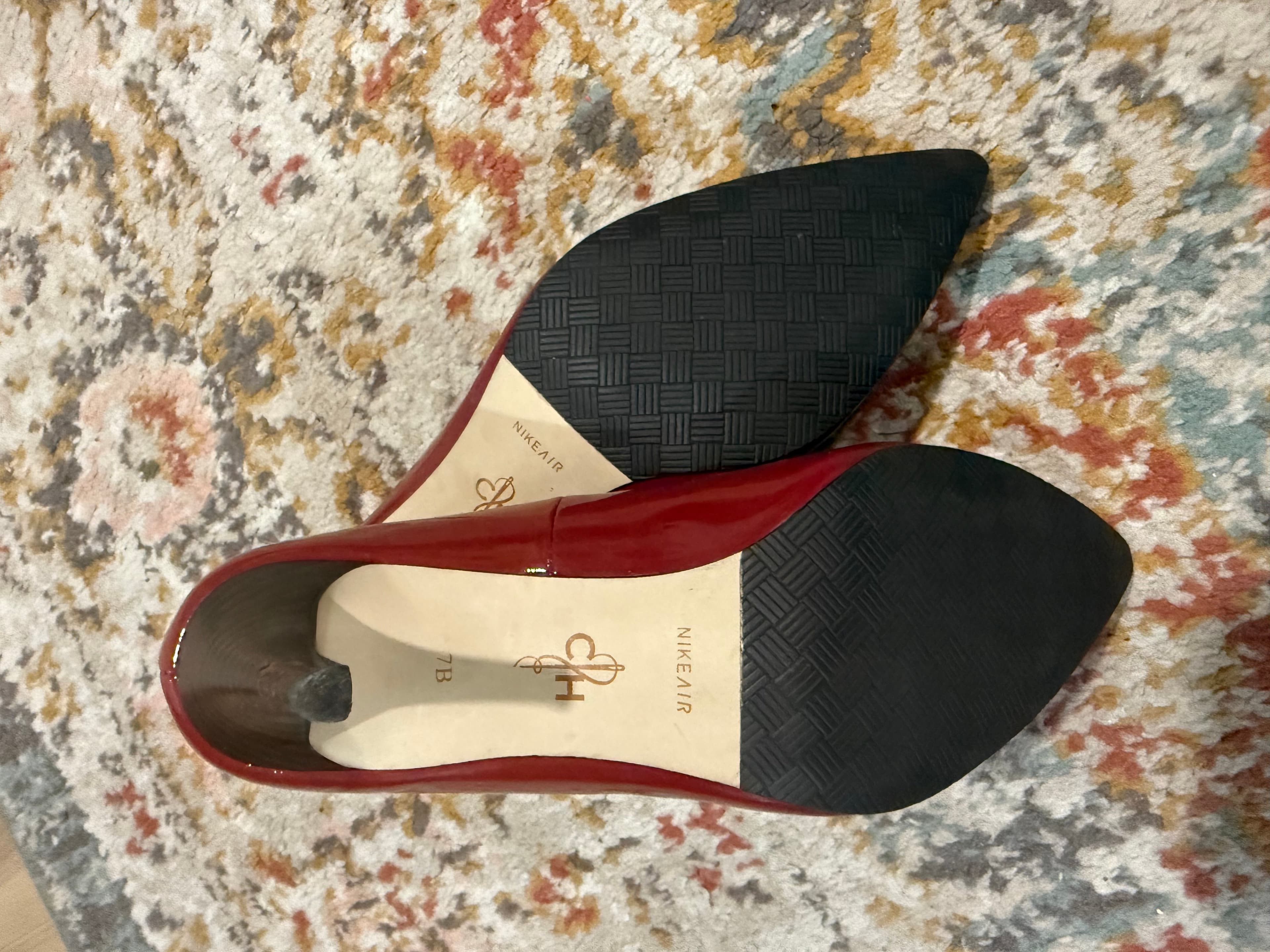 Cole Haan Red Patent Leather Heels Size 7B - Thumbnail 4