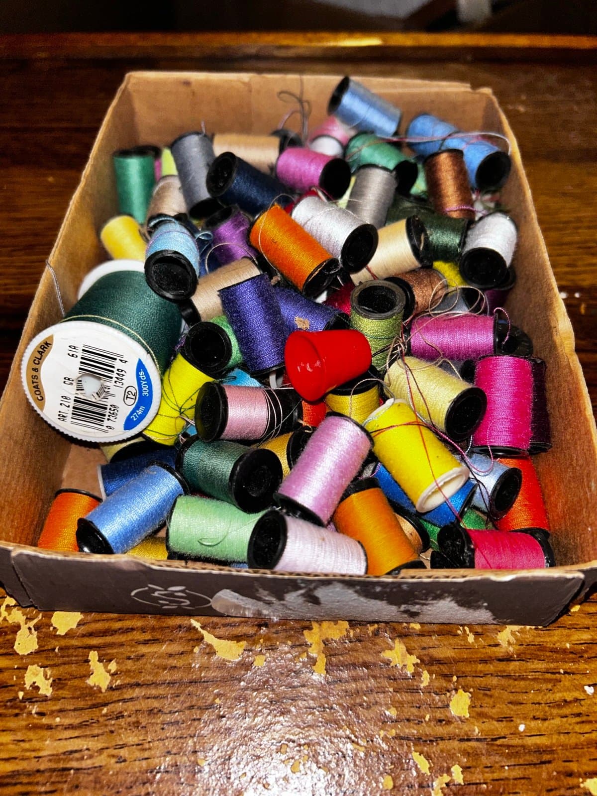 Thread box Comes with free gift (Craft items) - Thumbnail 5
