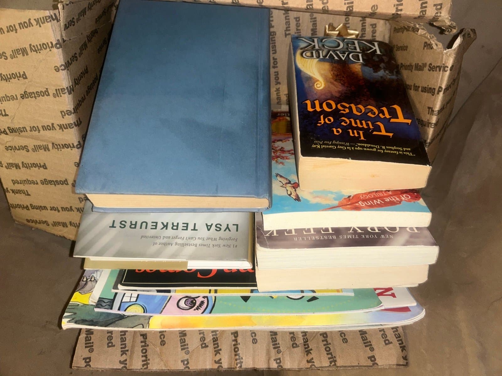 5 pounds of books each box is different each box will have kids books,adult cook - Image 1