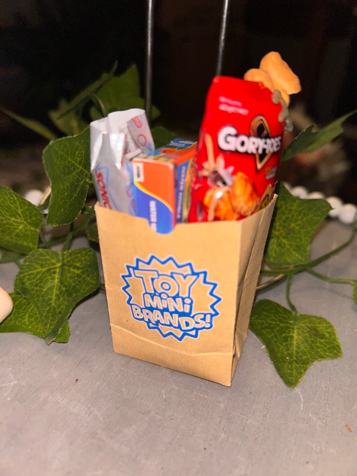 Mini brands mystery bag 6-10 pc