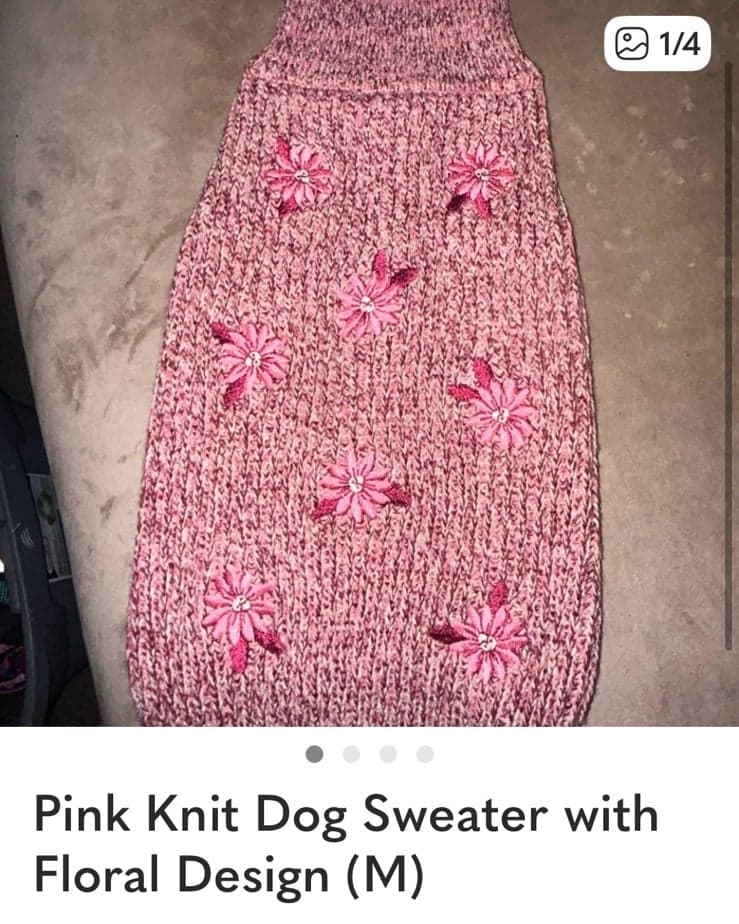 SIZE MEDIUM NWOT DOG SWEATER