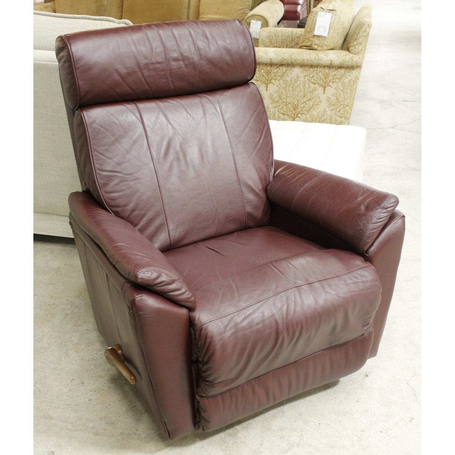 La-Z-Boy Cordovan Leather Swivel Recliner - Cordovan - Thumbnail 3