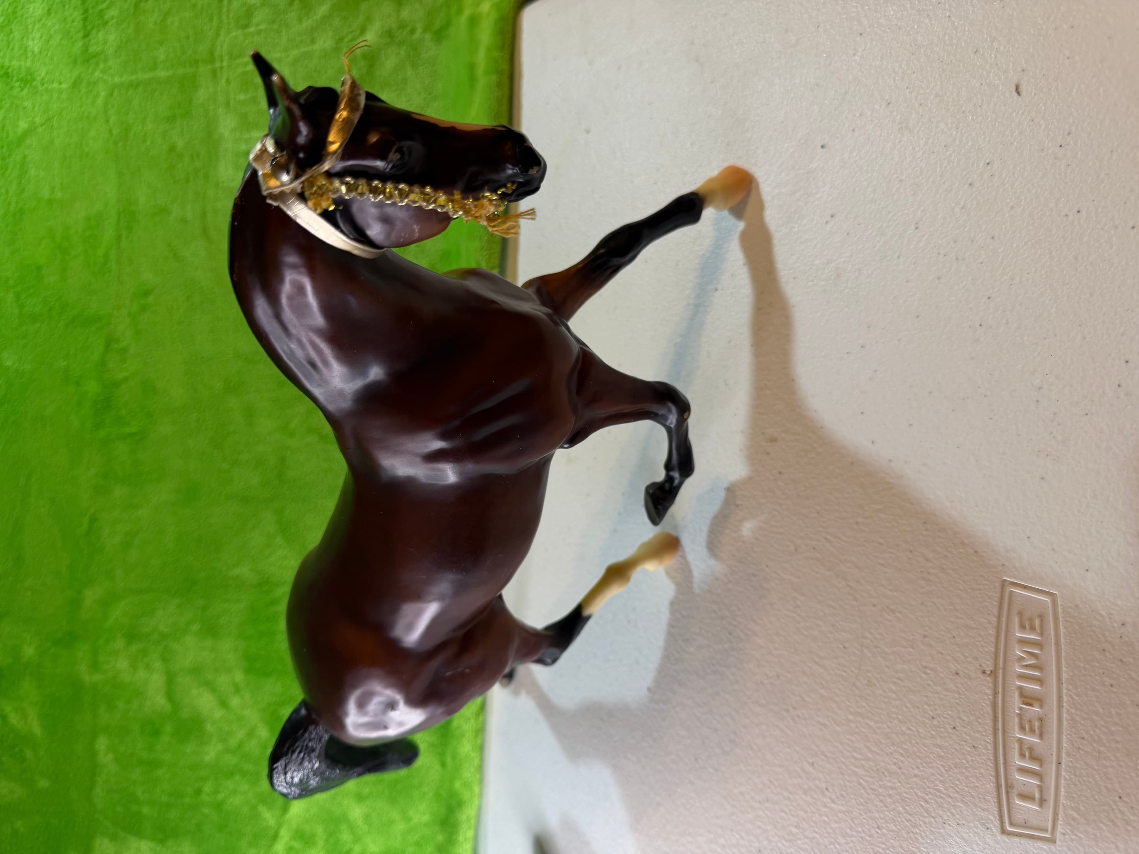 Breyer Winter Belle 2011 Holiday Horse #700111 Misty's Twilight Bay Christmas - Image 1