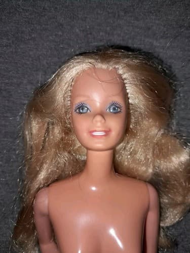 Vtg 1966 Mattel Barbie Doll Long Blonde Hair Philippines Click Knees Bent Elbows - Thumbnail 2