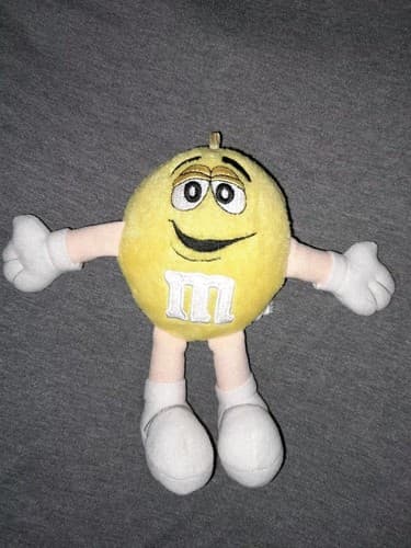 2003 Galerie M&M’s Plush Yellow Stuffed Doll 6 Inches - Thumbnail 2