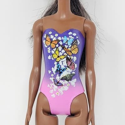 2019 Olympic Swimmer USA Flag & 2021 Beach Butterfly Swimsuit Barbie Lot Of 2 - Thumbnail 12