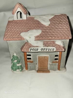 Americana Porcelain Collectible Post Office Christmas Village House No Cord - Image 1