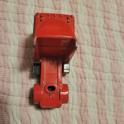Vintage Volvo Style Cab Over Semi Truck Red Diecast Tractor Unit 1:100 - Thumbnail 3
